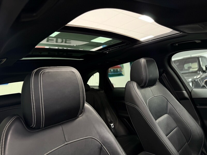 Used Jaguar F-Pace 2017 for sale - 76663659: Photo 57