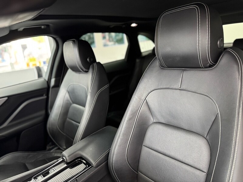 Used Jaguar F-Pace 2017 for sale - 76663659: Photo 78