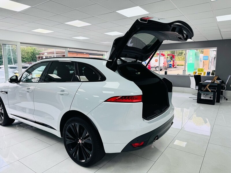 Used Jaguar F-Pace 2017 for sale - 76663659: Photo 85