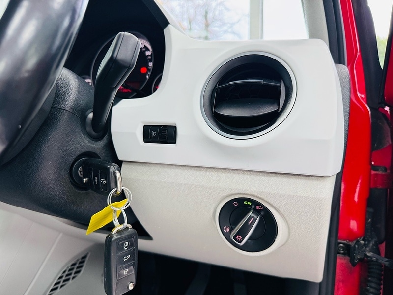 Used Volkswagen up! 2017 for sale - 76638642: Photo 25