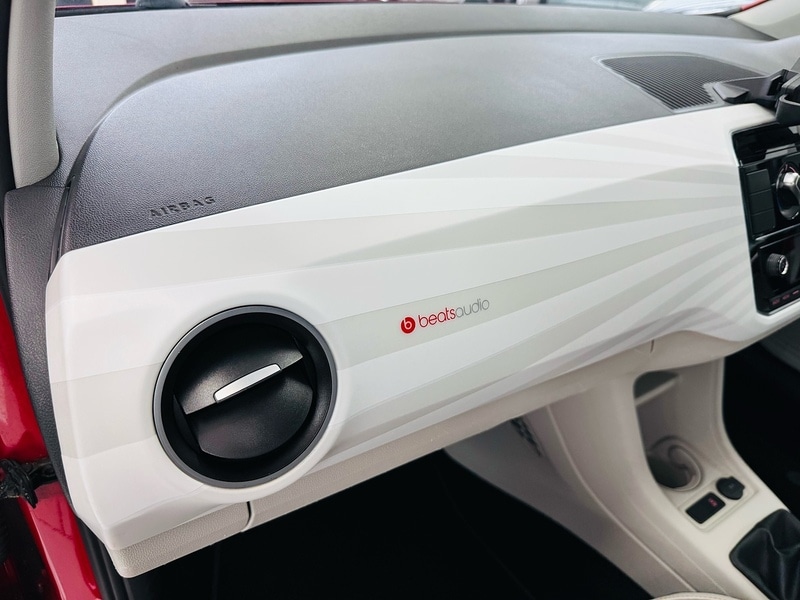 Used Volkswagen up! 2017 for sale - 76638642: Photo 47