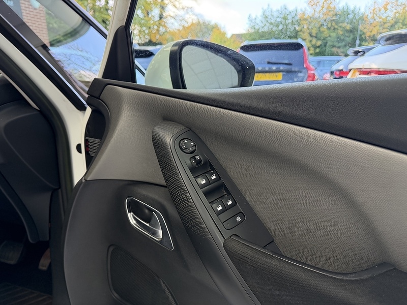 Used Citroen C4 Grand Picasso 2014 for sale - 76896543: Photo 28