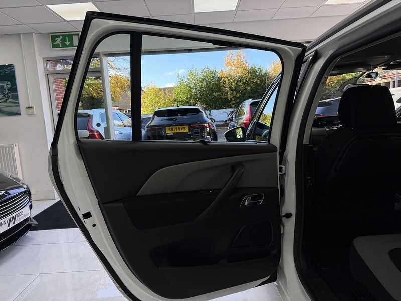 Used Citroen C4 Grand Picasso 2014 for sale - 76896543: Photo 44