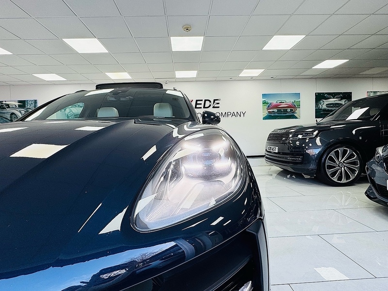 Used Porsche Macan 2020 for sale - 76919743: Photo 13