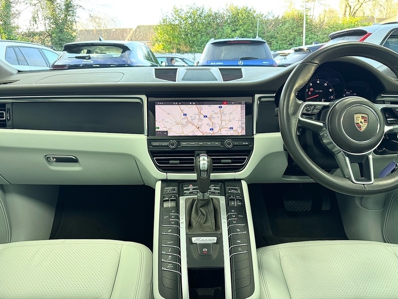 Used Porsche Macan 2020 for sale - 76919743: Photo 21