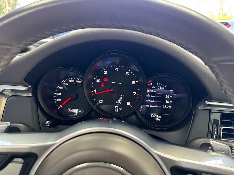 Used Porsche Macan 2020 for sale - 76919743: Photo 24