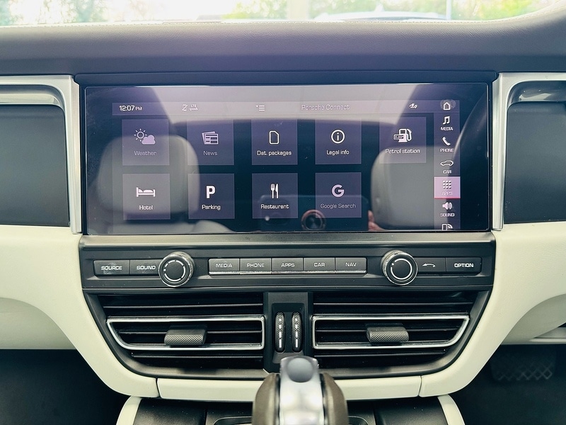 Used Porsche Macan 2020 for sale - 76919743: Photo 35