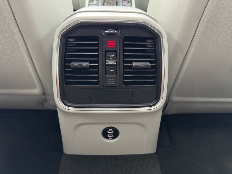 Used Porsche Macan 2020 for sale - 76919743: Photo 43