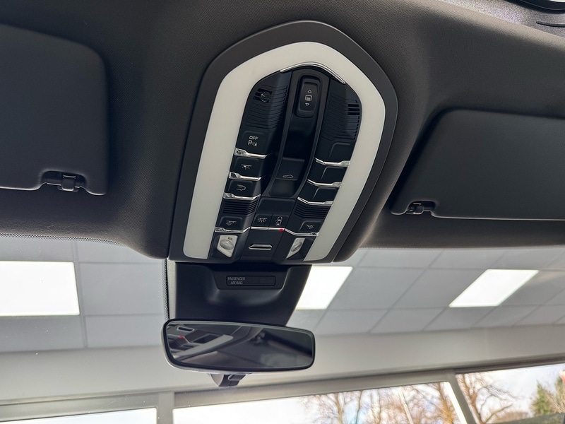 Used Porsche Macan 2020 for sale - 76919743: Photo 44