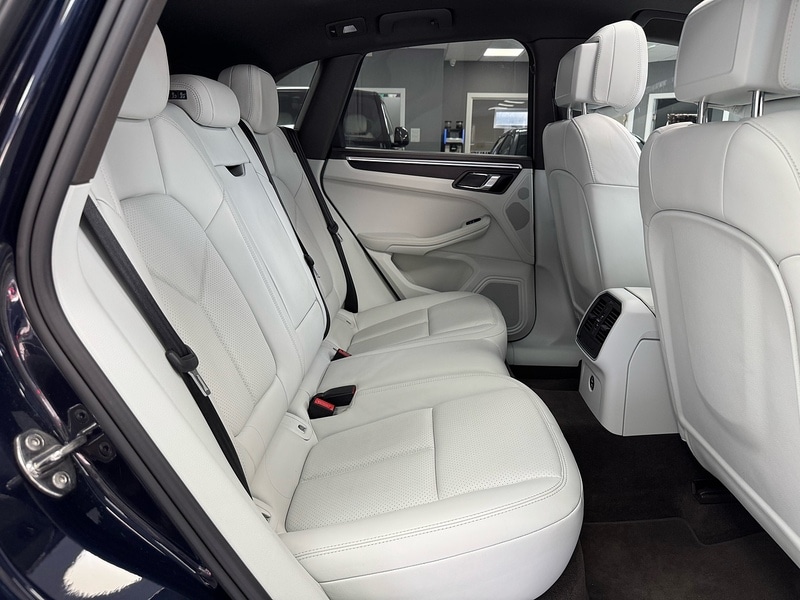 Used Porsche Macan 2020 for sale - 76919743: Photo 60