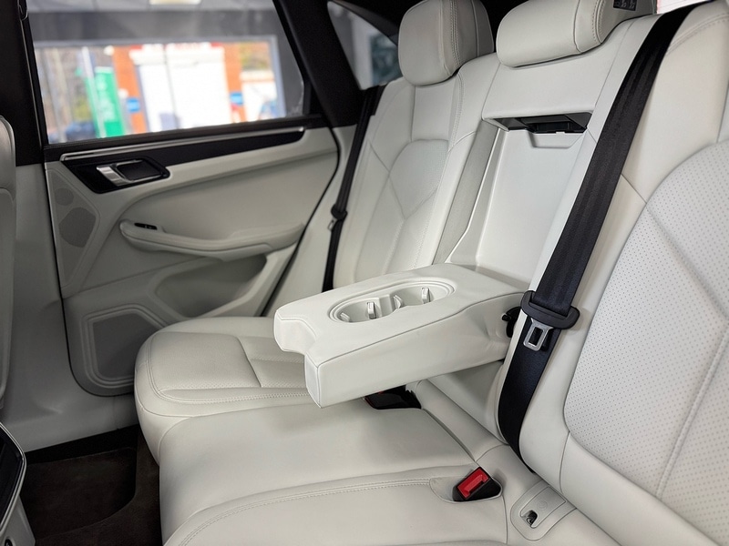 Used Porsche Macan 2020 for sale - 76919743: Photo 67