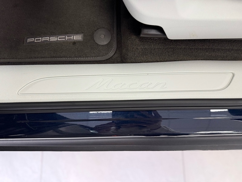 Used Porsche Macan 2020 for sale - 76919743: Photo 79