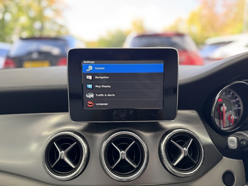 Used Mercedes-Benz CLA 2015 for sale - 76267442: Photo 31