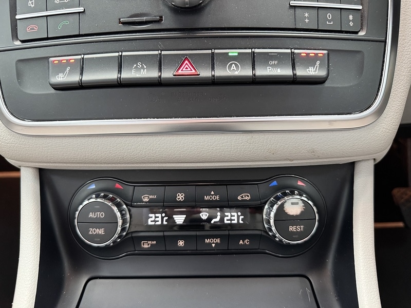 Used Mercedes-Benz CLA 2015 for sale - 76267442: Photo 35