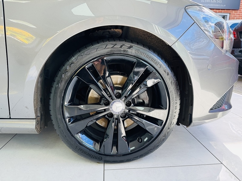 Used Mercedes-Benz CLA 2015 for sale - 76267442: Photo 69
