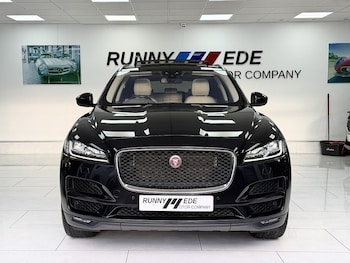 Used Jaguar F-Pace 2017 for sale - 76364419: Photo