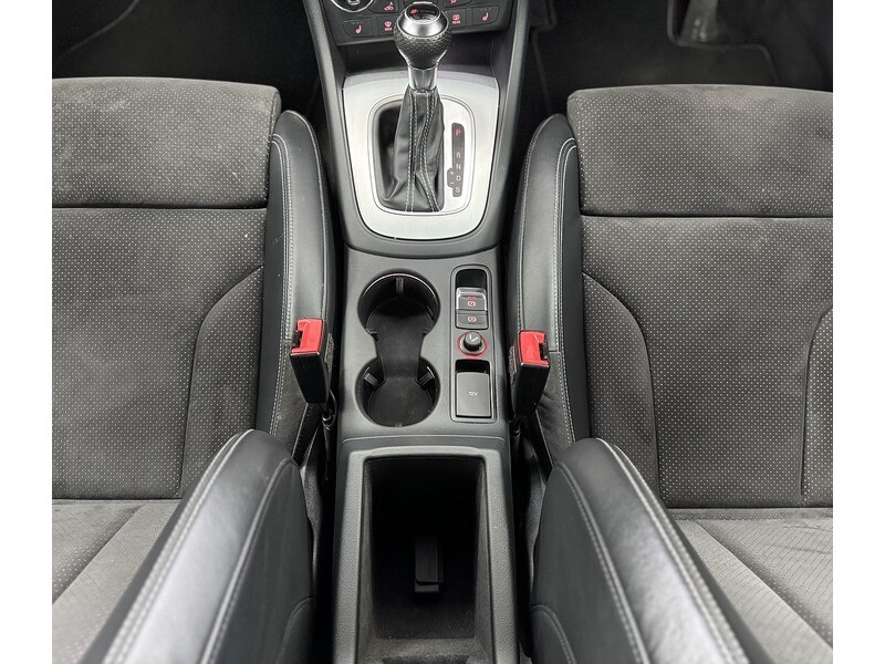 Used Audi Q3 2015 for sale - 75932489: Photo 33