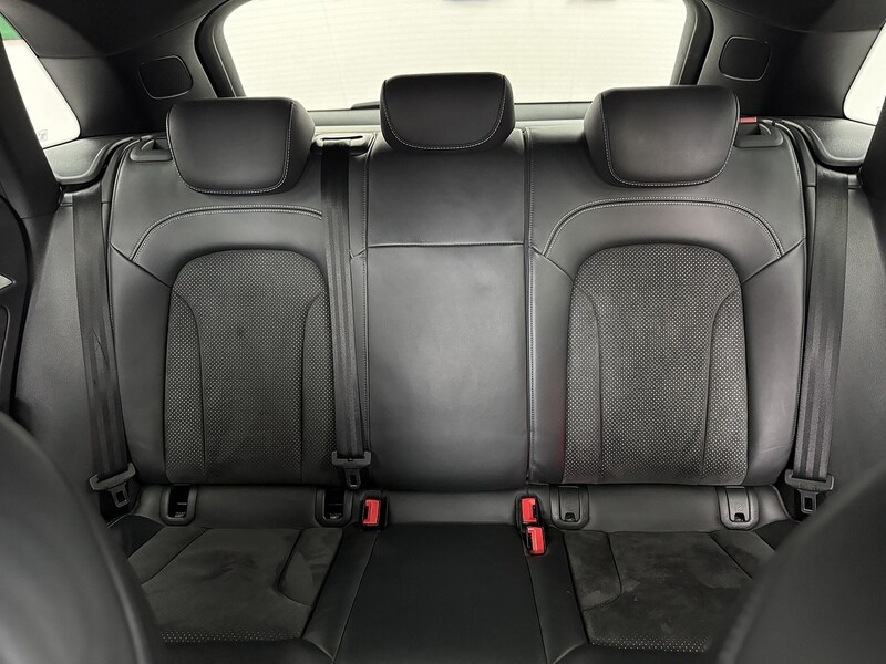 Used Audi Q3 2015 for sale - 75932489: Photo 58