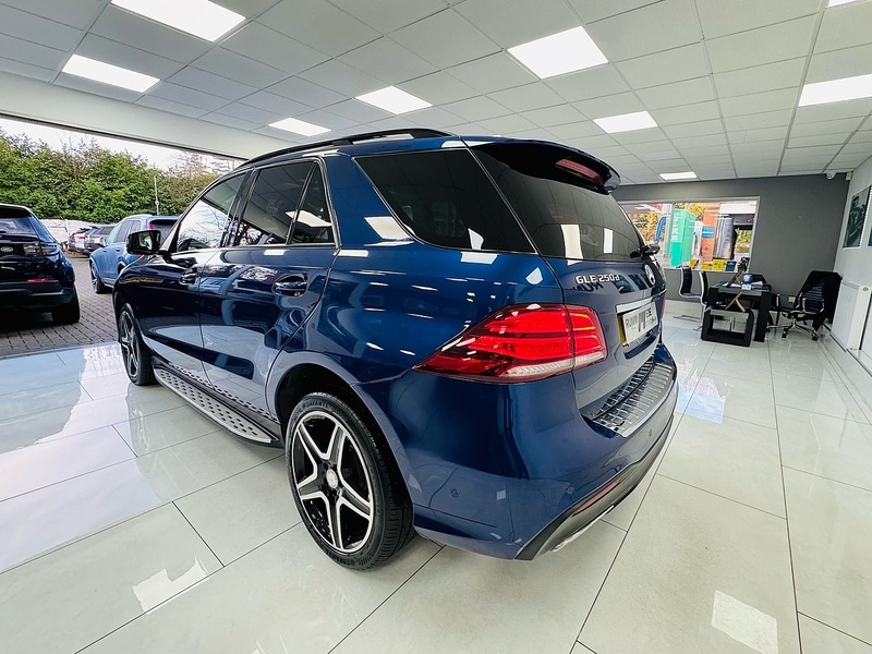 Used Mercedes-Benz GLE 2017 for sale - 76845875: Photo 5