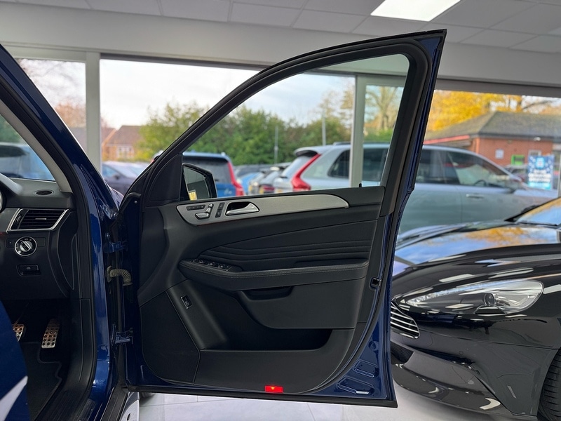 Used Mercedes-Benz GLE 2017 for sale - 76845875: Photo 56