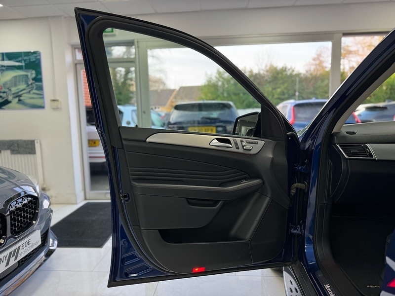 Used Mercedes-Benz GLE 2017 for sale - 76845875: Photo 81