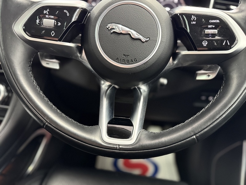 Used Jaguar F-Pace 2021 for sale - 76450360: Photo 25