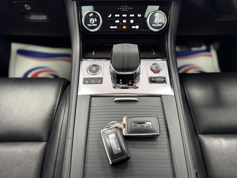 Used Jaguar F-Pace 2021 for sale - 76450360: Photo 39