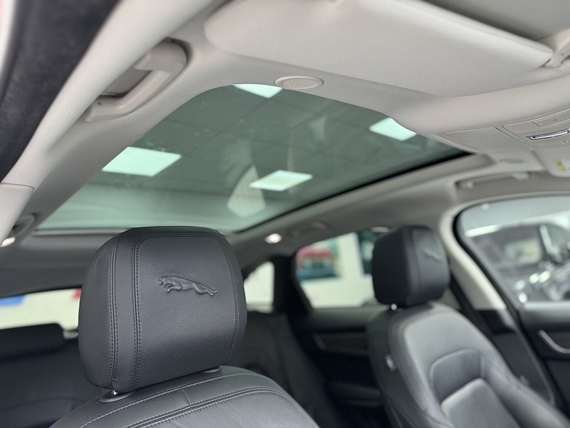 Used Jaguar F-Pace 2021 for sale - 76450360: Photo 53