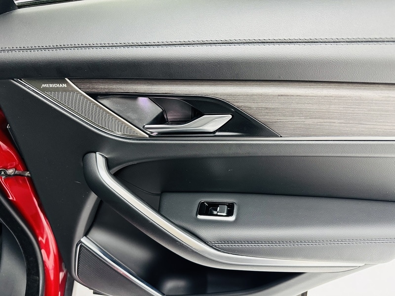 Used Jaguar F-Pace 2021 for sale - 76450360: Photo 62