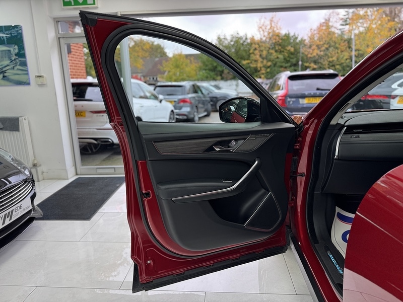 Used Jaguar F-Pace 2021 for sale - 76450360: Photo 77