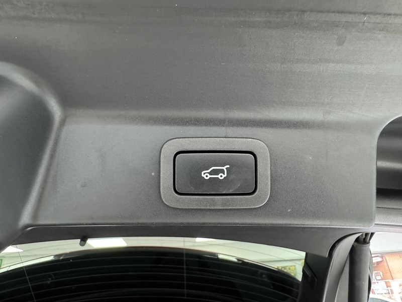 Used Jaguar F-Pace 2021 for sale - 76450360: Photo 81