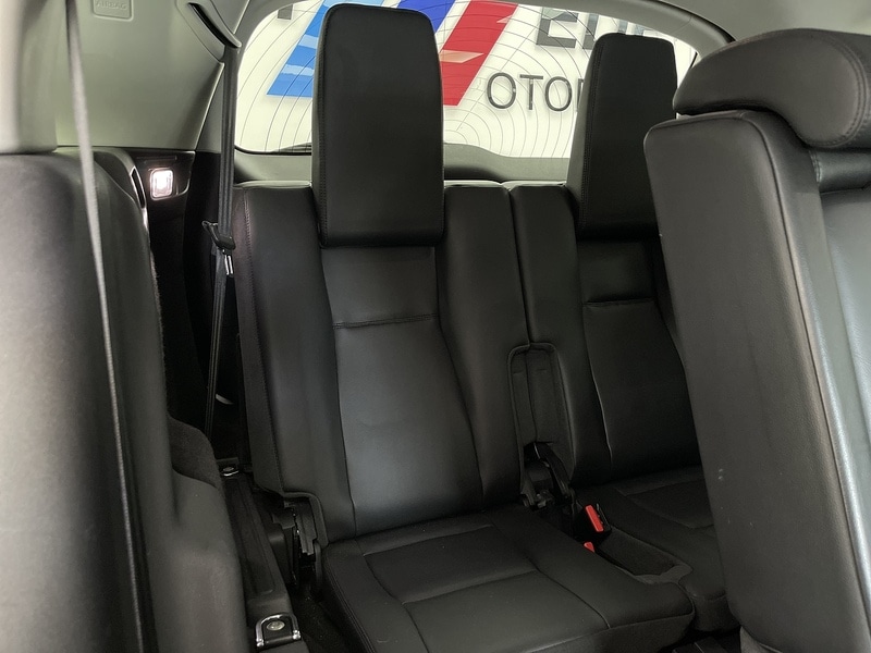 Vehicle 48