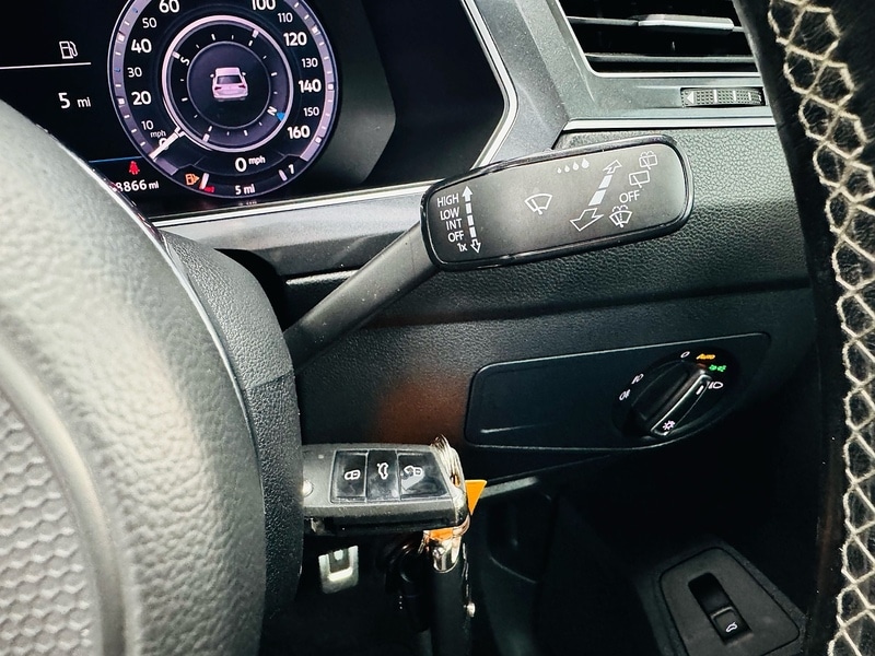 Used Volkswagen Tiguan 2016 for sale - 76692608: Photo 31