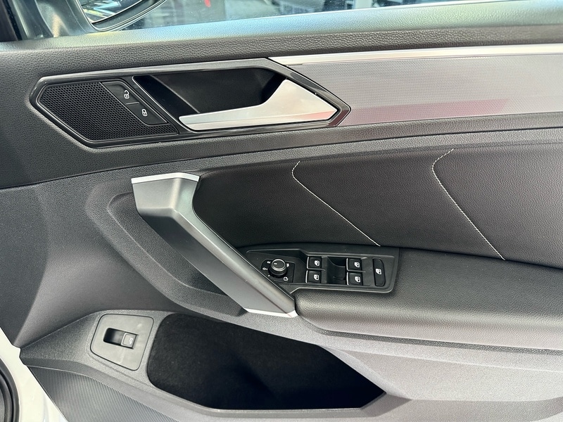 Used Volkswagen Tiguan 2016 for sale - 76692608: Photo 53