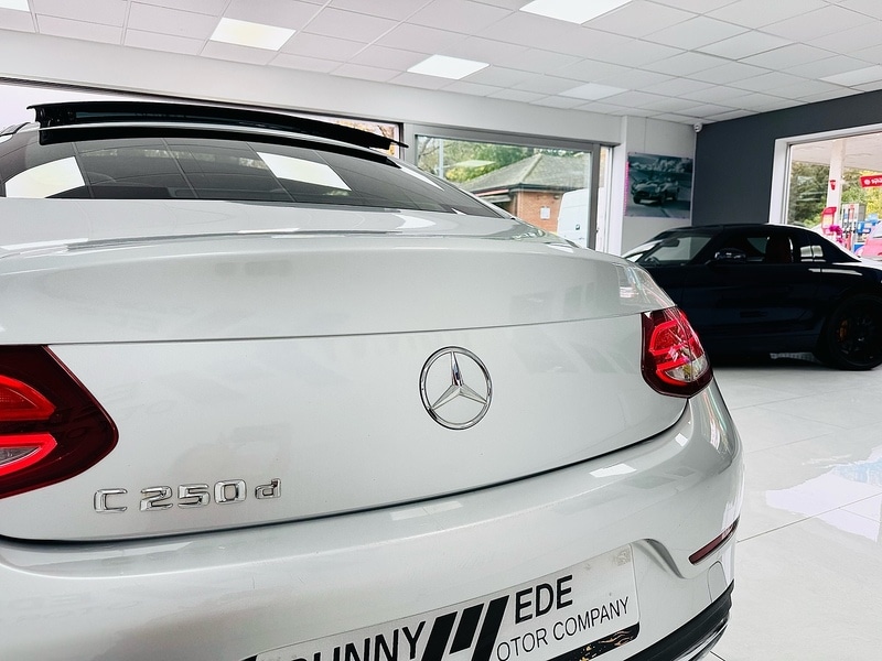 Used Mercedes-Benz C Class 2016 for sale - 76589013: Photo 17