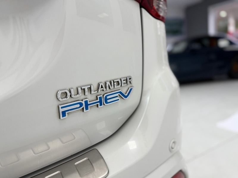 Used Mitsubishi Outlander 2016 for sale - 76707325: Photo 14