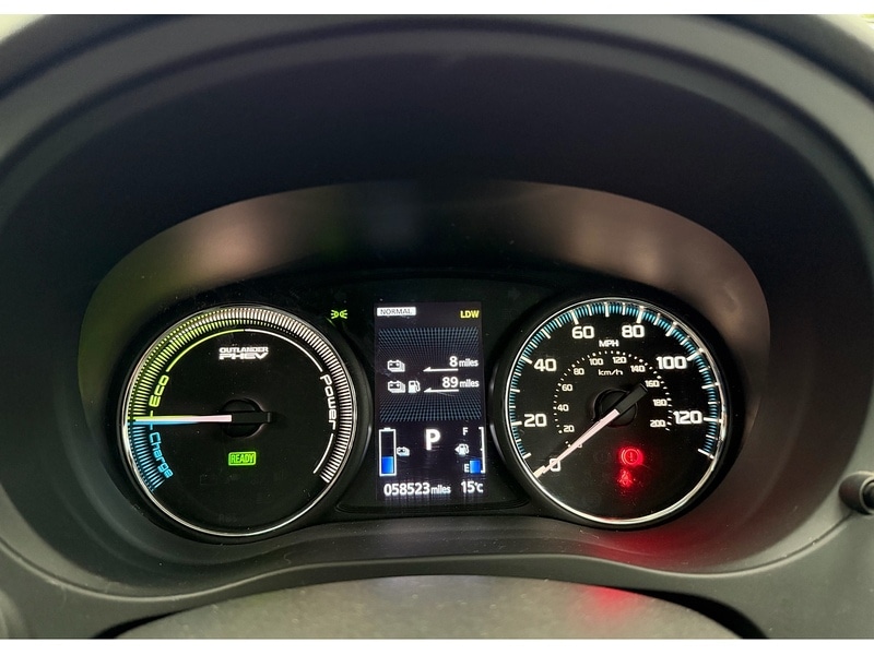 Used Mitsubishi Outlander 2016 for sale - 76707325: Photo 20