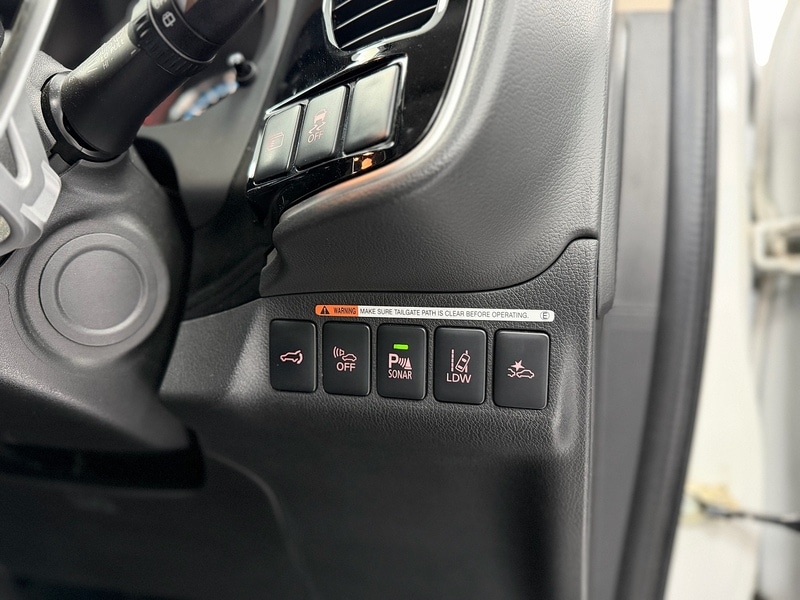 Used Mitsubishi Outlander 2016 for sale - 76707325: Photo 38