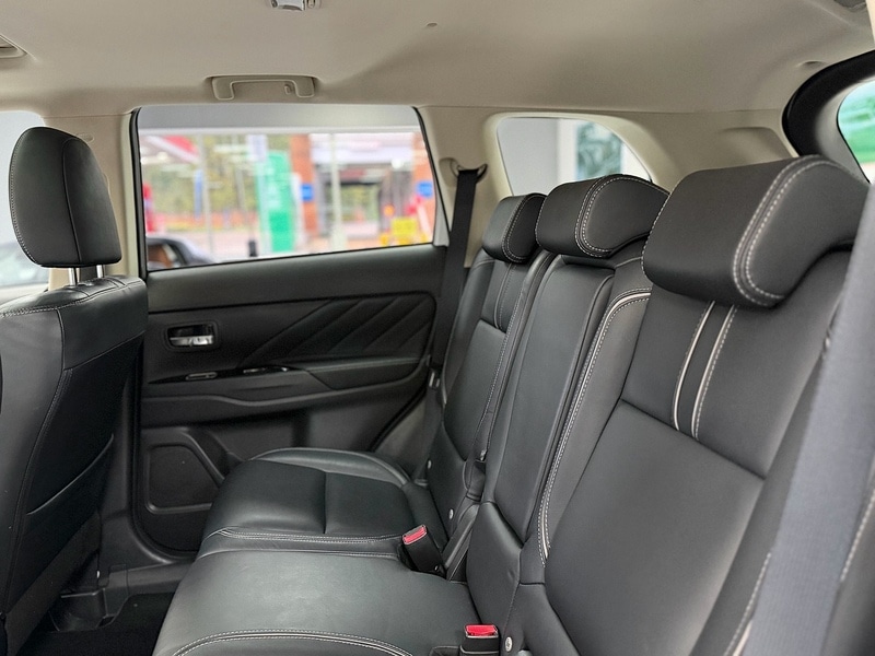 Used Mitsubishi Outlander 2016 for sale - 76707325: Photo 54