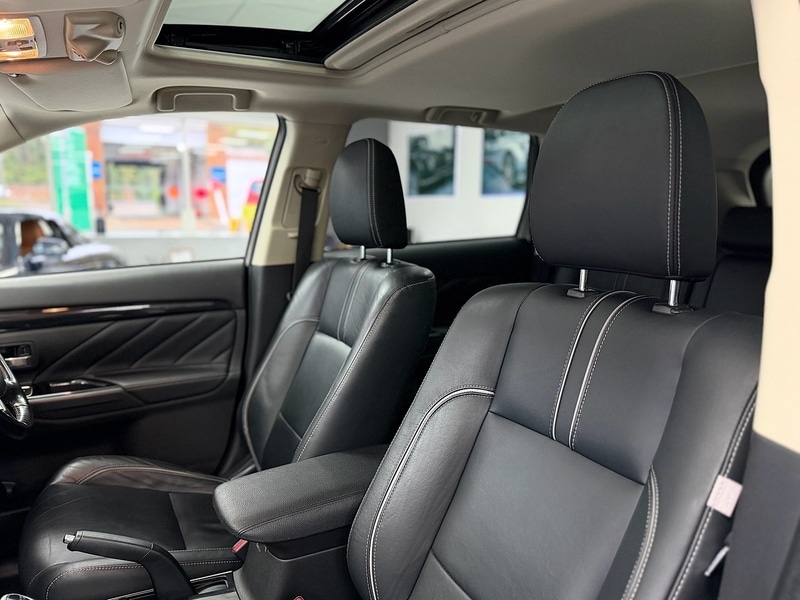 Used Mitsubishi Outlander 2016 for sale - 76707325: Photo 58