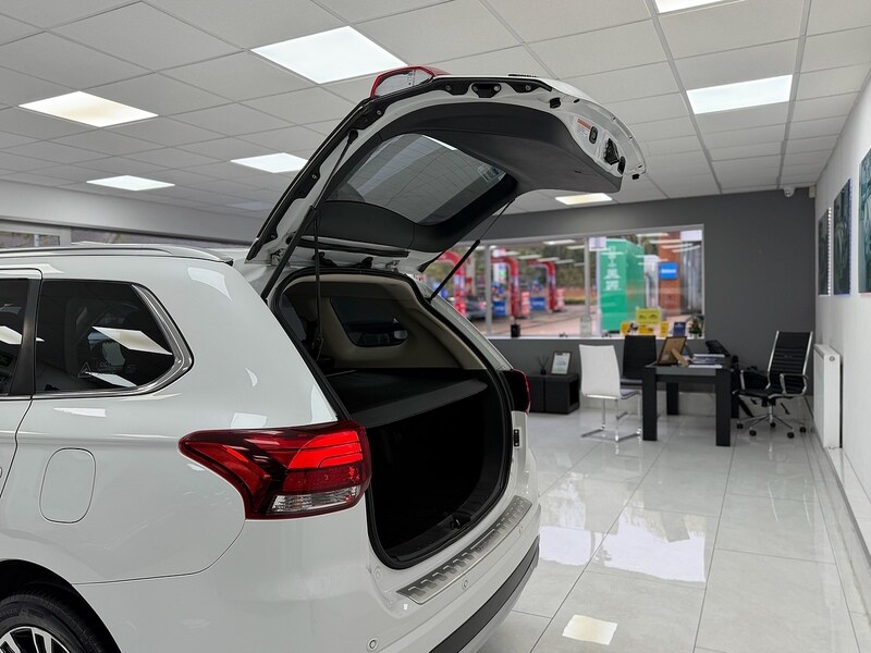 Used Mitsubishi Outlander 2016 for sale - 76707325: Photo 62