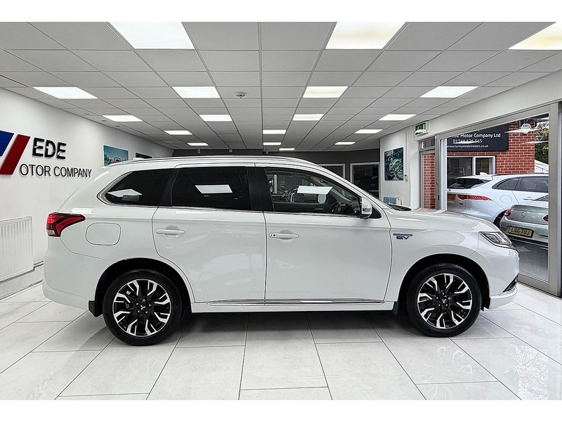 Used Mitsubishi Outlander 2016 for sale - 76707325: Photo 8