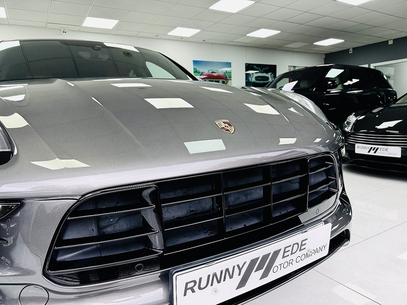 Used Porsche Macan 2015 for sale - 76536272: Photo 10