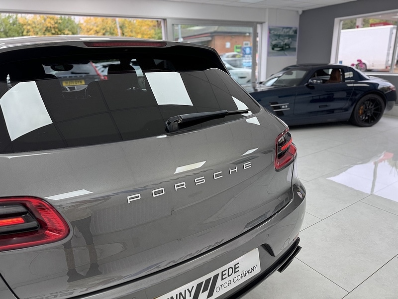 Used Porsche Macan 2015 for sale - 76536272: Photo 14