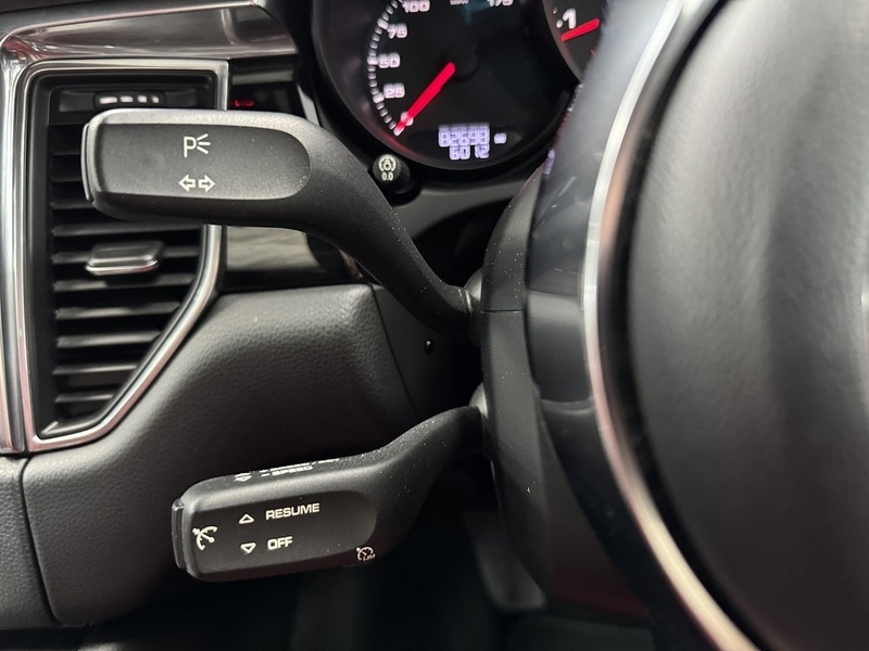 Used Porsche Macan 2015 for sale - 76536272: Photo 25