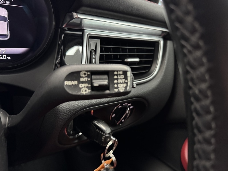 Used Porsche Macan 2015 for sale - 76536272: Photo 26