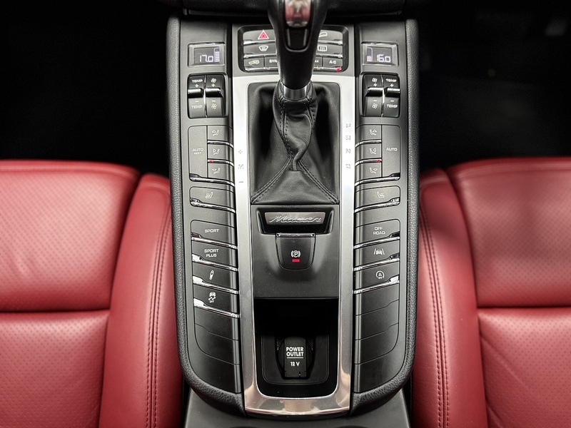 Used Porsche Macan 2015 for sale - 76536272: Photo 31