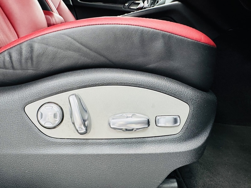 Used Porsche Macan 2015 for sale - 76536272: Photo 41