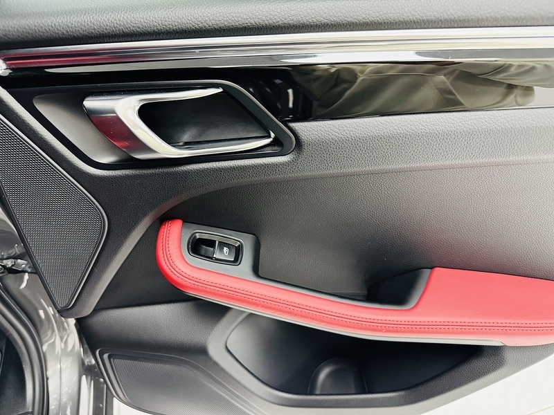 Used Porsche Macan 2015 for sale - 76536272: Photo 51