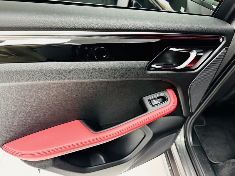 Used Porsche Macan 2015 for sale - 76536272: Photo 57